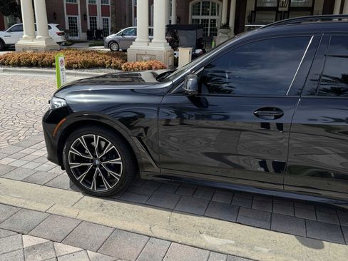Used 2020 BMW X7 M50i AWD/4WD image 14
