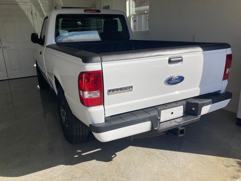 Used 2011 Ford Ranger XLT image 9