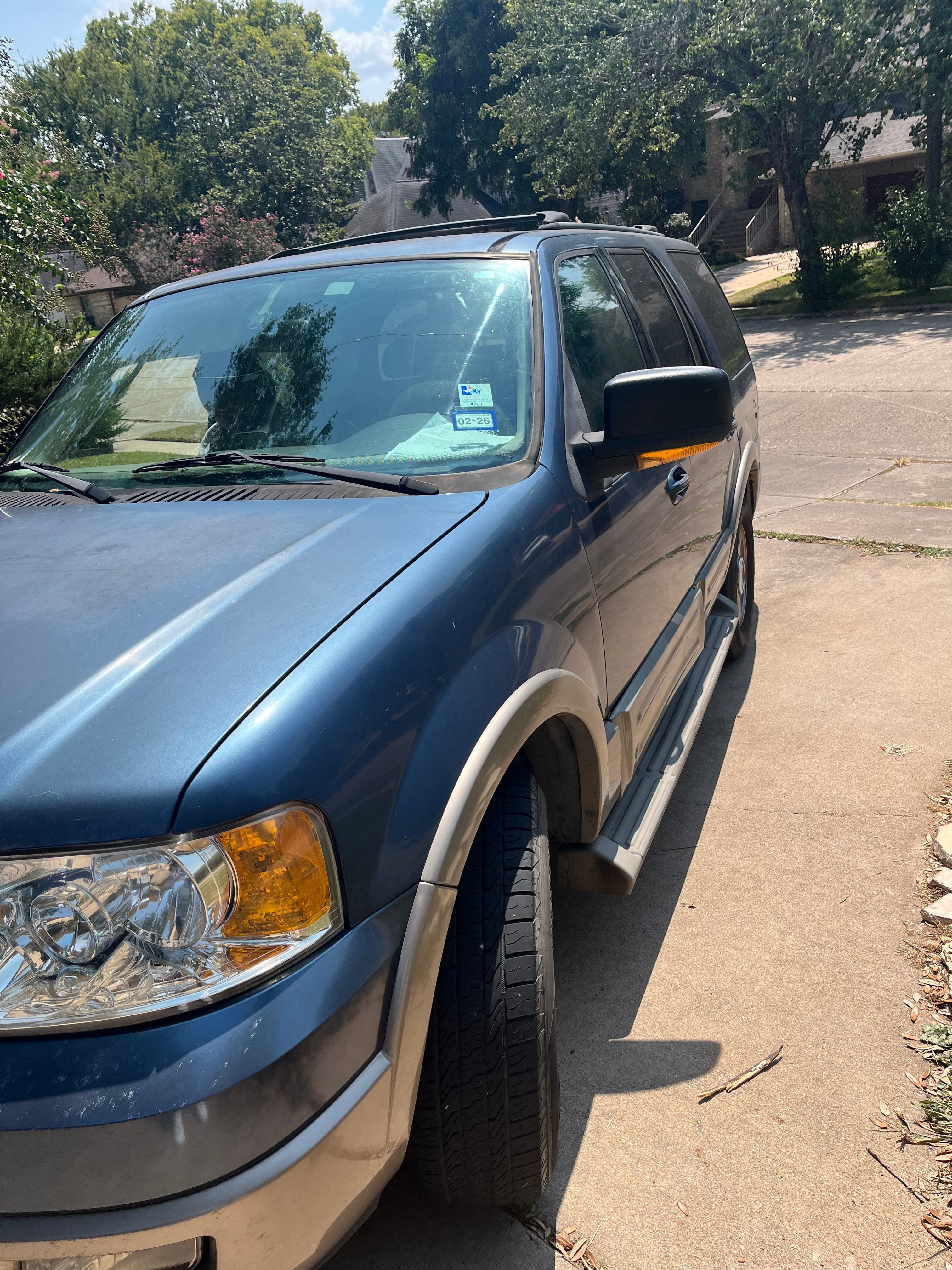 Used 2003 Ford Expedition Eddie Bauer RWD image 4