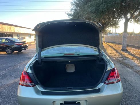 Used 2008 Toyota Avalon Limited image 6