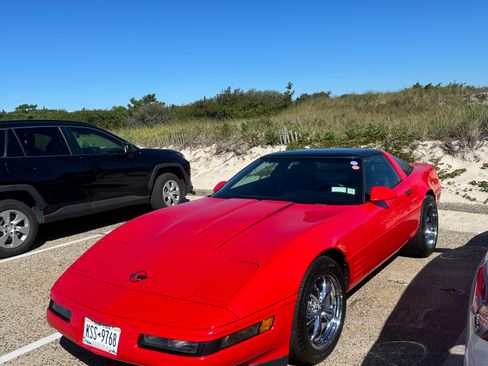 Used 1993 Chevrolet Corvette Coupe image 20