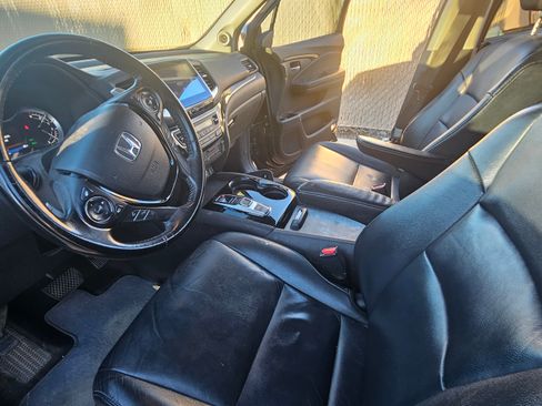 Used 2016 Honda Pilot Touring image 4