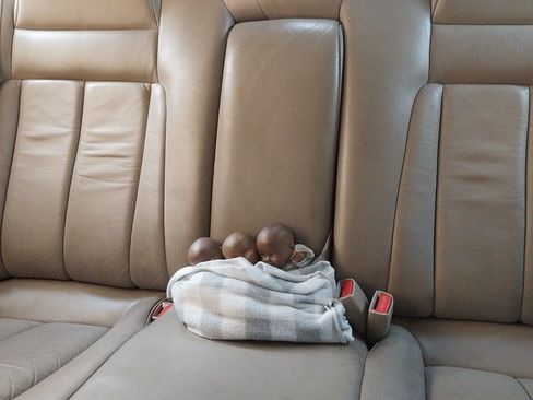 Used 1999 Toyota Avalon XL image 4