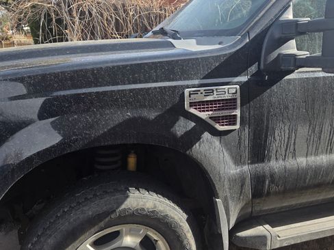 Used 2008 Ford F350 XLT image 2