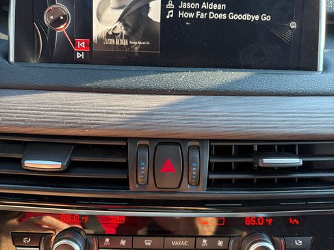 Used 2015 BMW X5 xDrive35i image 4