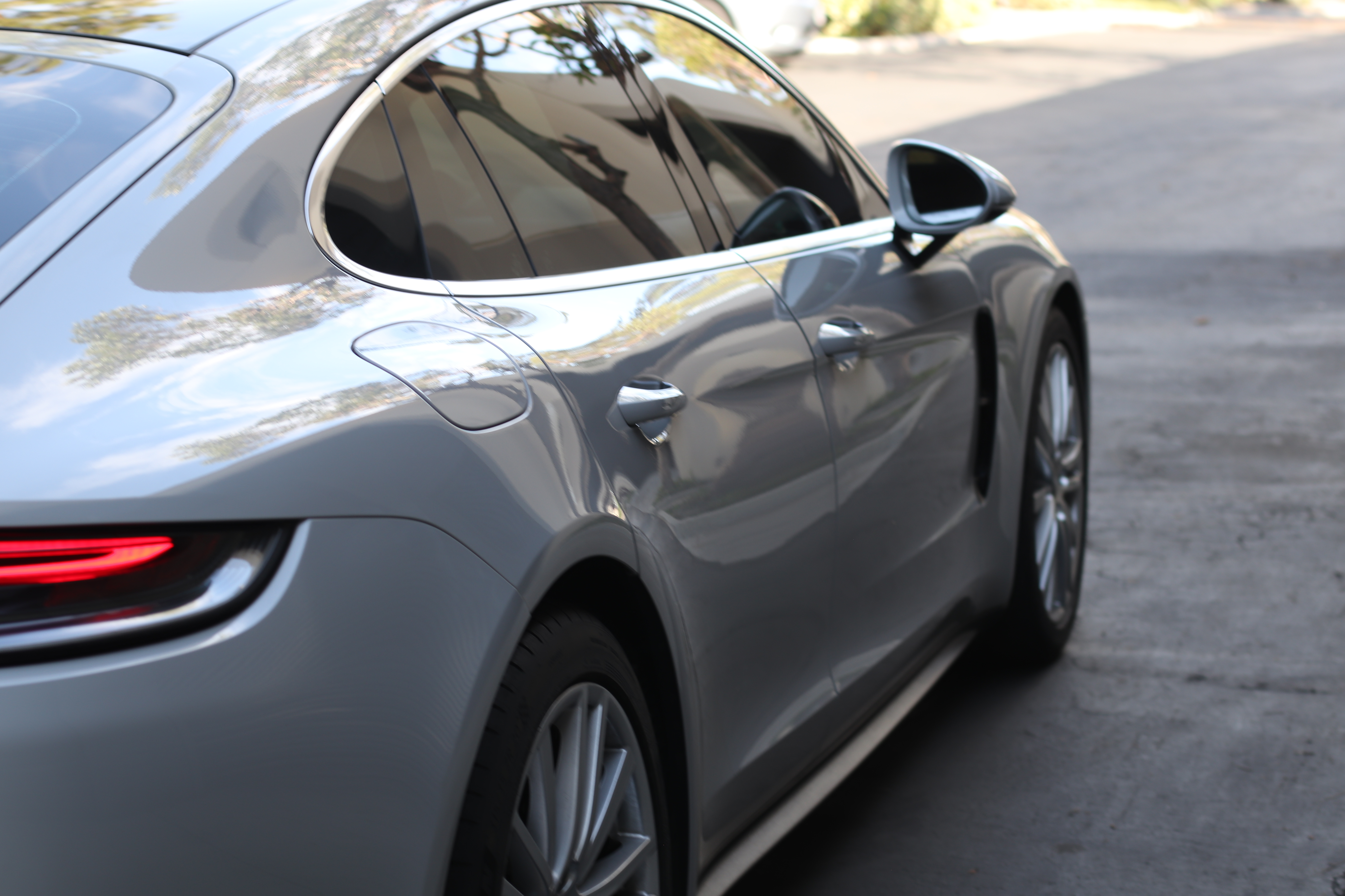 Used 2021 Porsche Panamera 4S AWD/4WD image 17