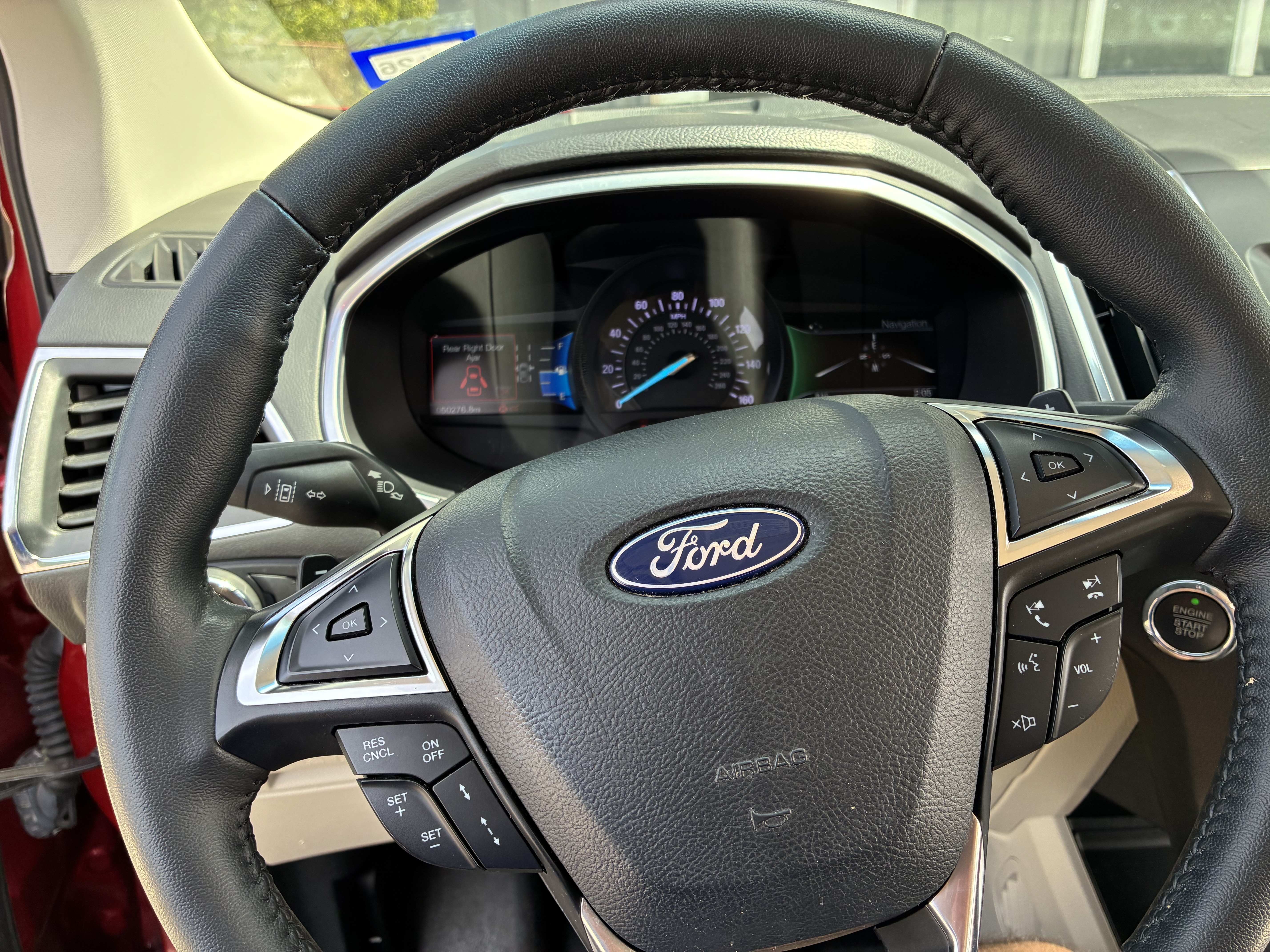 Used 2018 Ford Edge Titanium w/ Equipment Group 301A FWD image 14