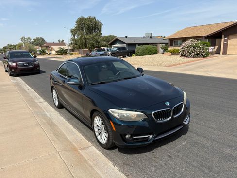 Used 2016 BMW 228i Coupe image 2