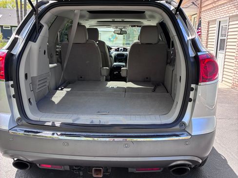 Used 2011 Buick Enclave CXL w/ Trailering Provision Package AWD/4WD image 11