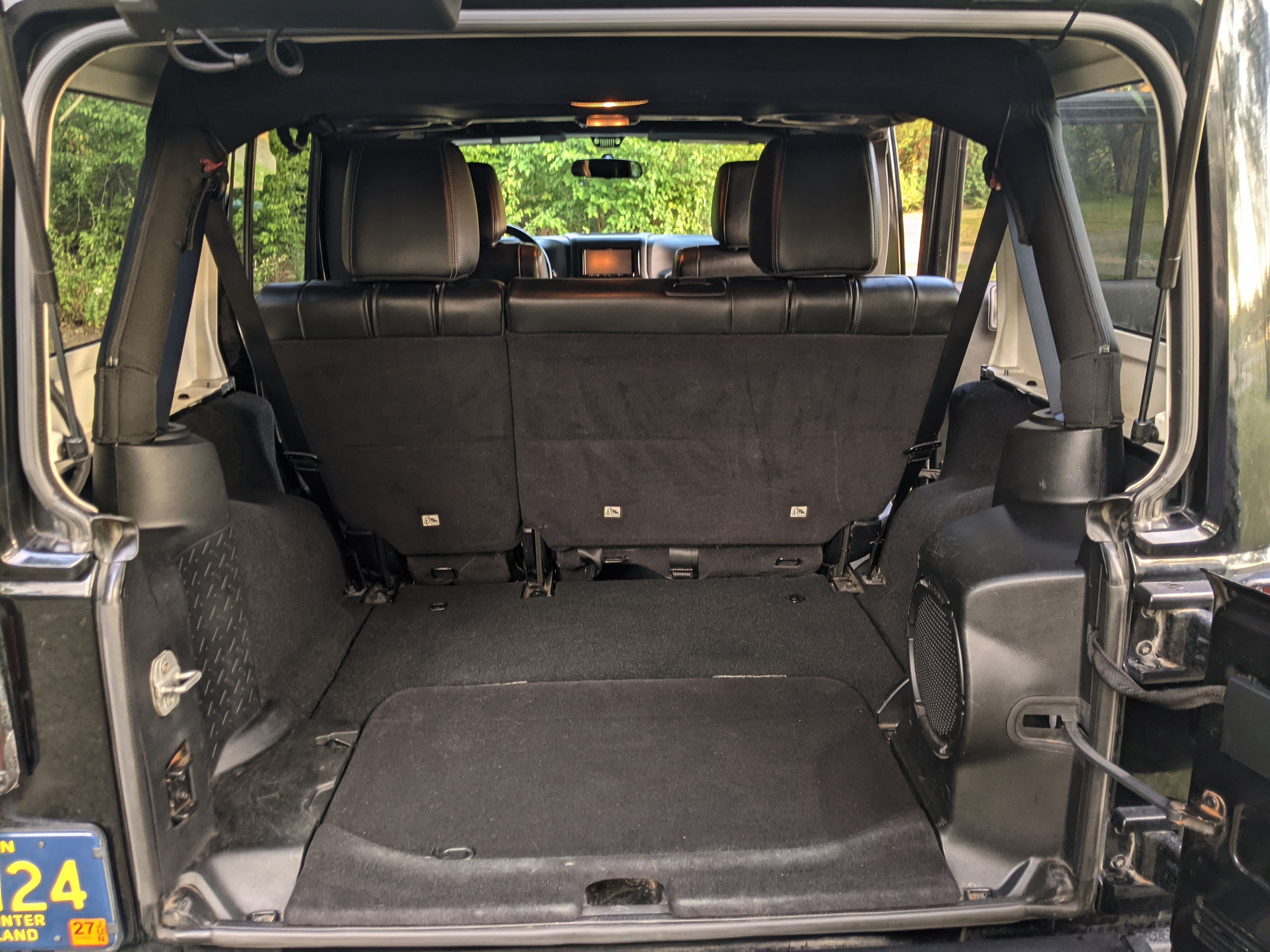 Used 2012 Jeep Wrangler Unlimited Rubicon AWD/4WD image 18