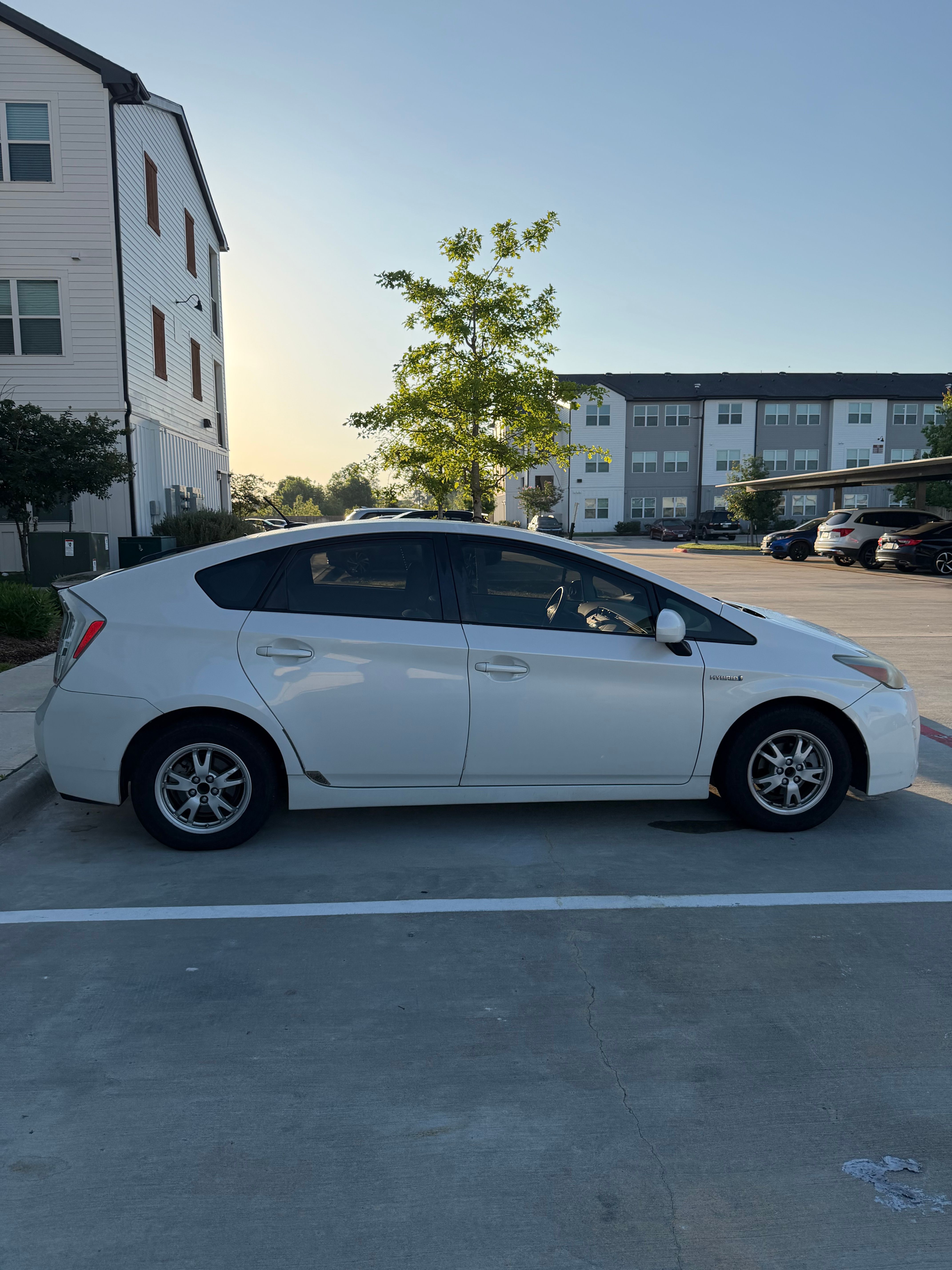 Used 2011 Toyota Prius Four FWD image 4