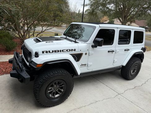 Used 2024 Jeep Wrangler Unlimited Rubicon 392 image 1