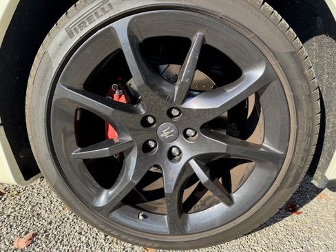 Used 2014 Maserati GranTurismo Sport image 12