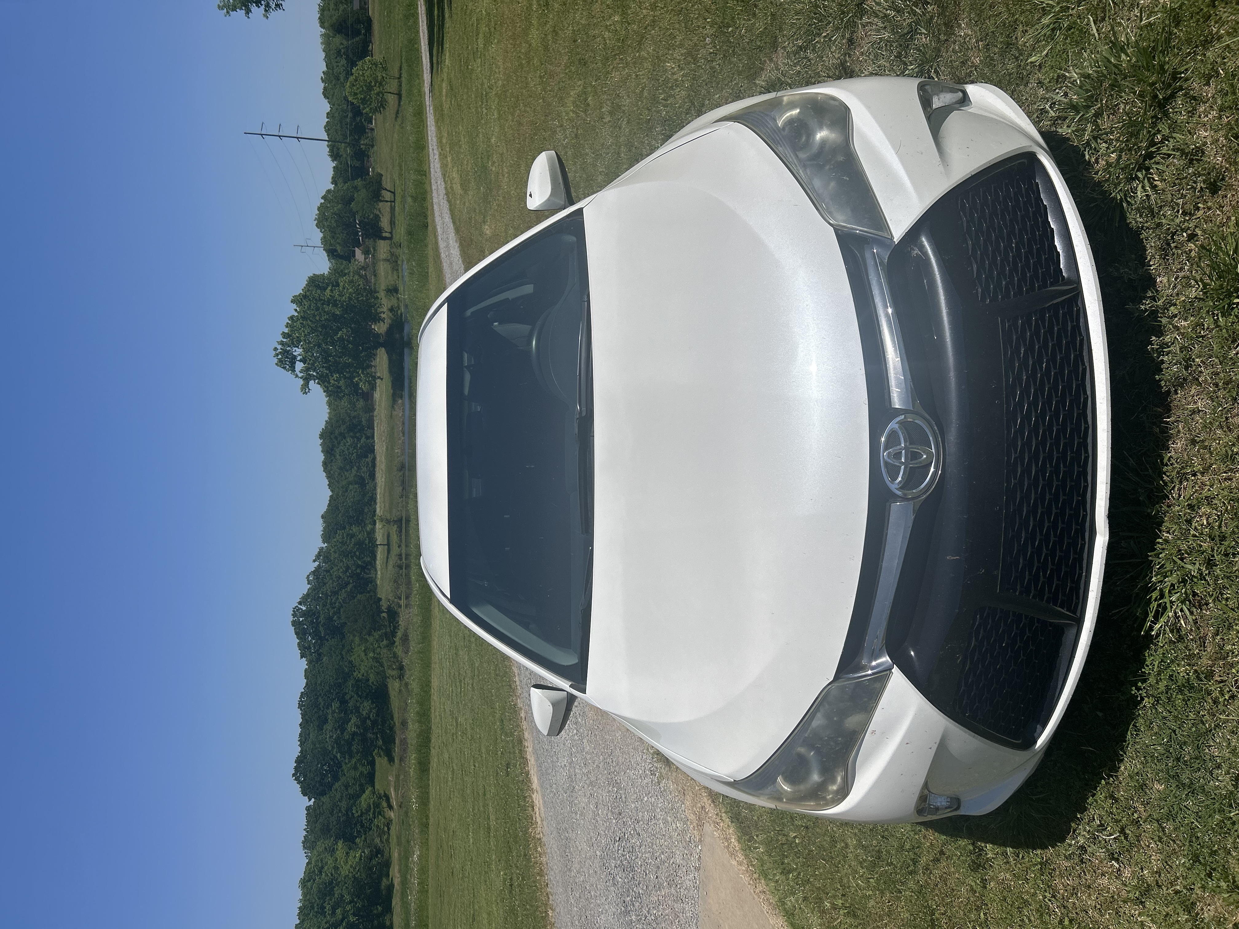 Used 2015 Toyota Camry SE FWD image 1
