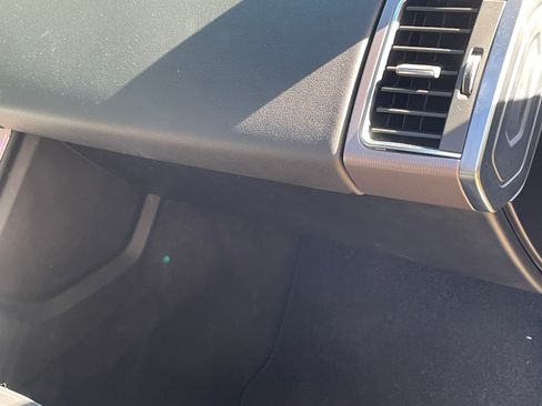 Used 2018 Land Rover Range Rover Sport HSE image 9