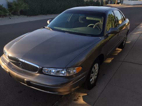 Used 2002 Buick Century Custom w/ Custom Premium Pkg image 4