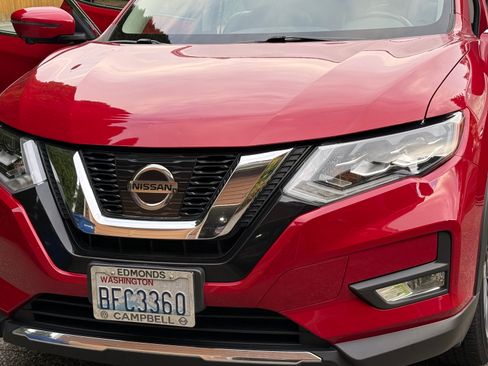 Used 2017 Nissan Rogue SL w/ SL Premium Package AWD/4WD image 16