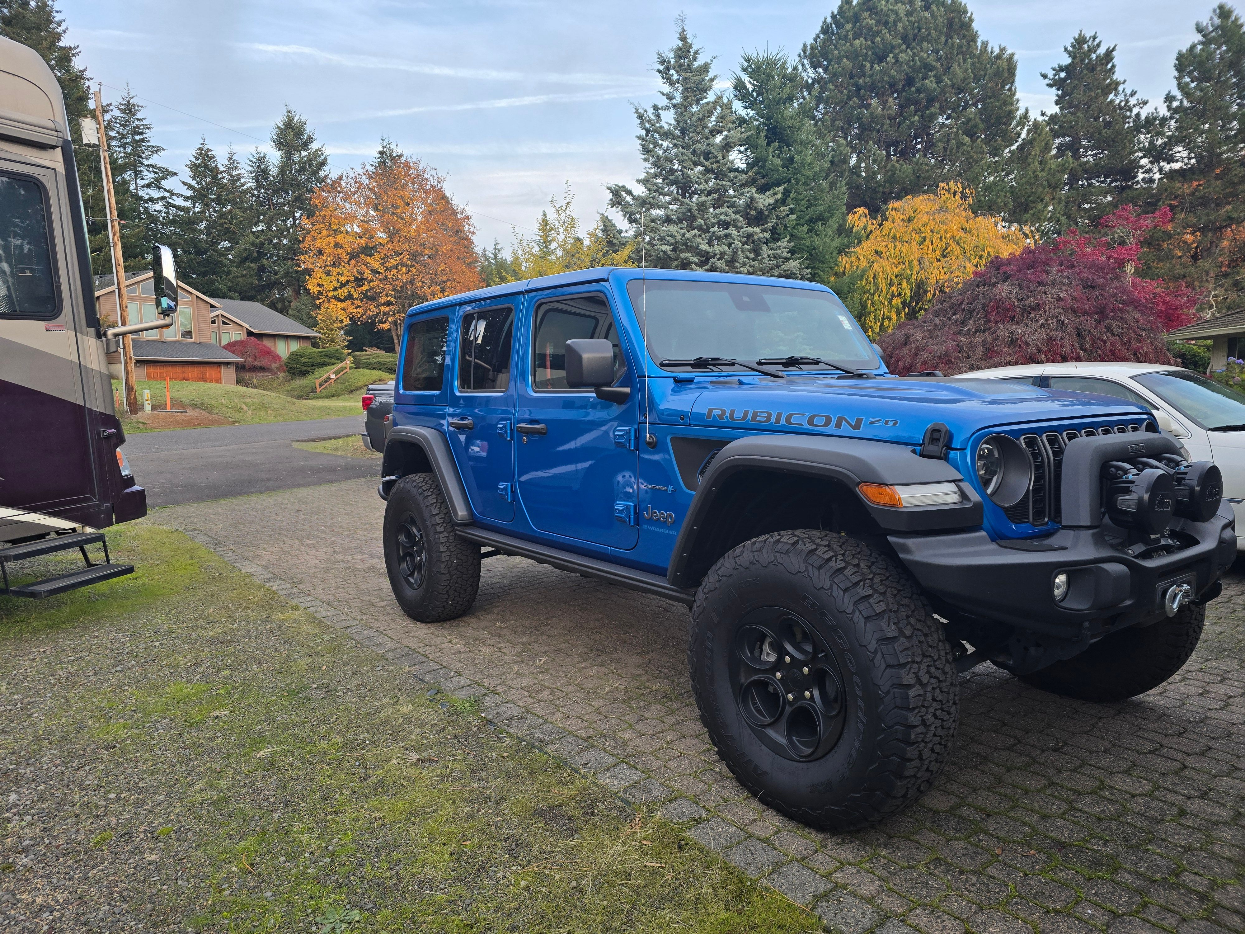 Used 2023 Jeep Wrangler Unlimited Rubicon 4xe AWD/4WD image 1