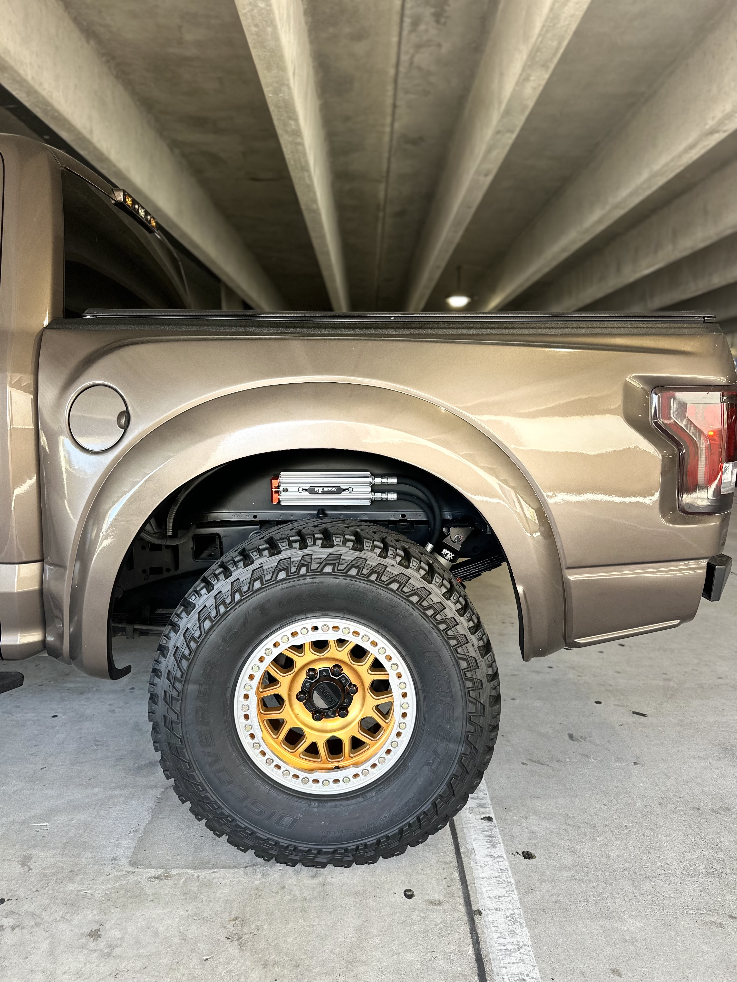 Used 2015 Ford F150 XLT w/ Equipment Group 301A Mid AWD/4WD image 5