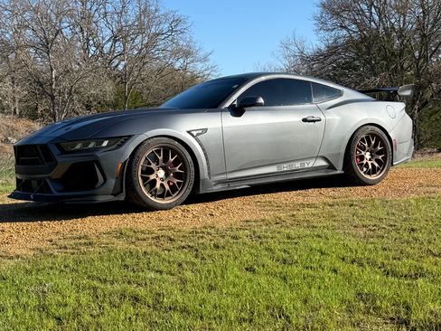 Used 2025 Ford Mustang GT Premium w/ GT Performance Package image 12