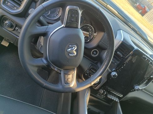 Used 2023 RAM 2500 Laramie w/ Night Edition image 10