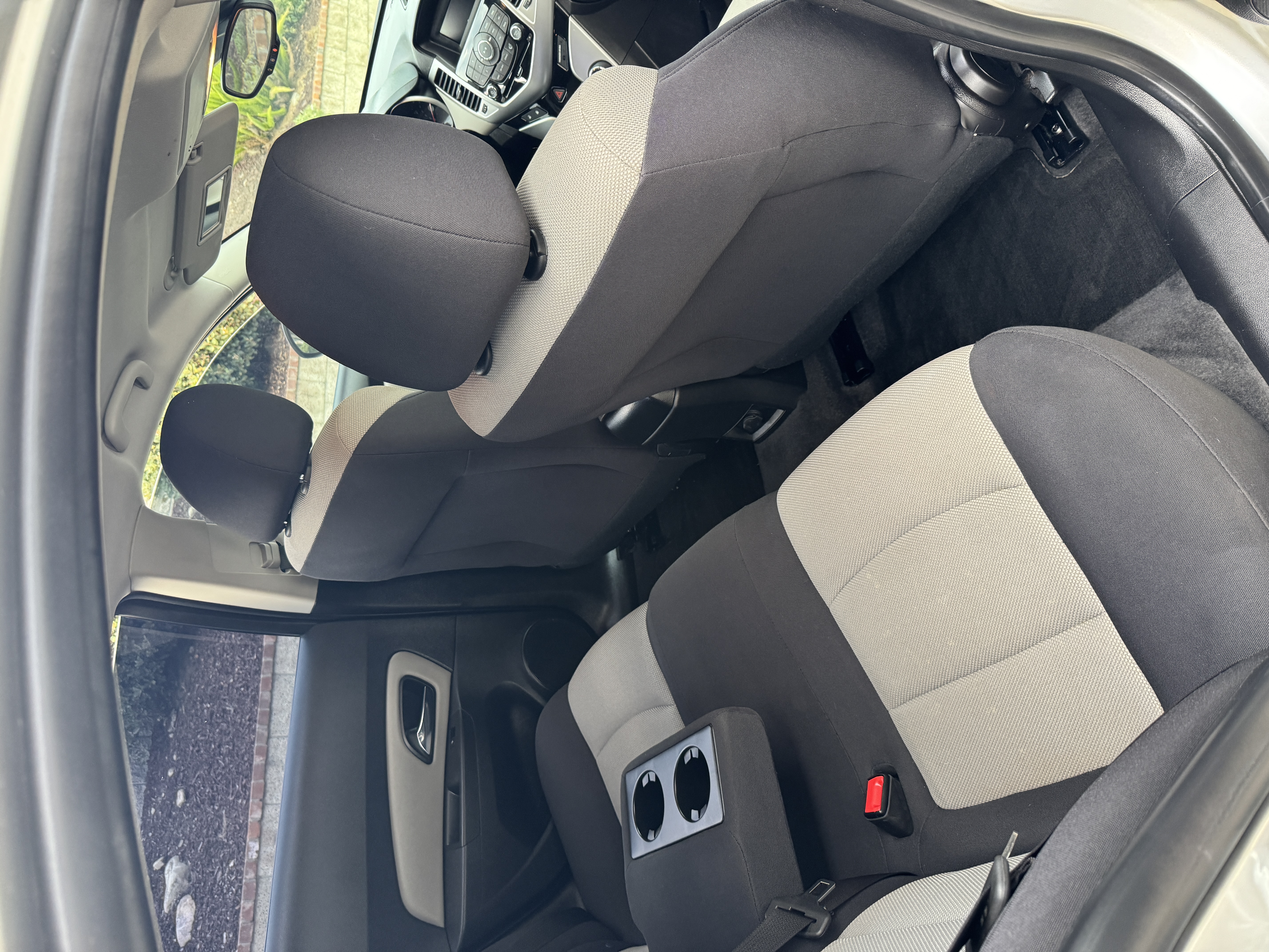 Used 2014 Chevrolet Cruze LS FWD image 18