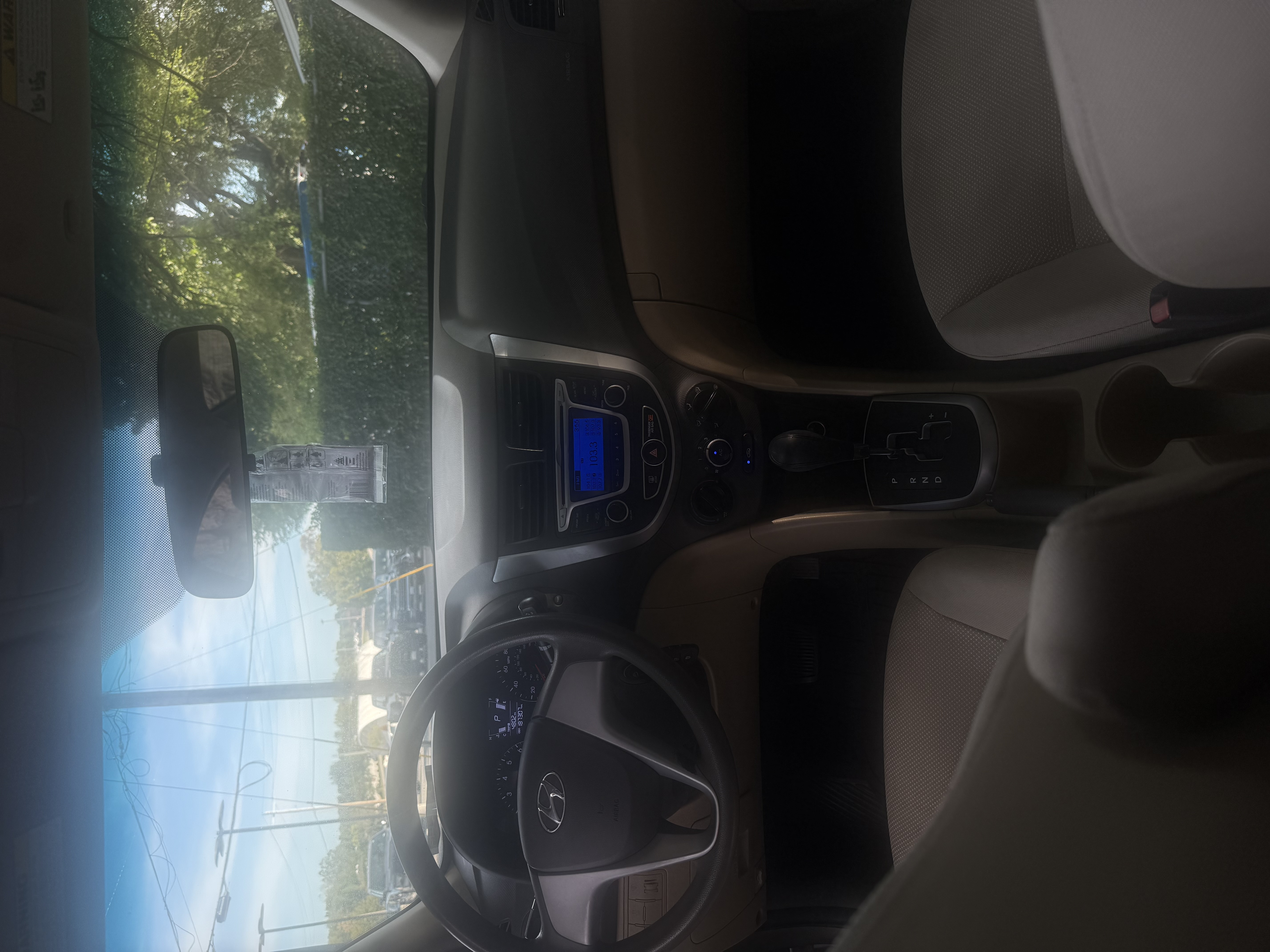 Used 2014 Hyundai Accent GLS FWD image 15