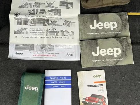 Used 2009 Jeep Wrangler Unlimited Rubicon w/ Dual Top Group image 29