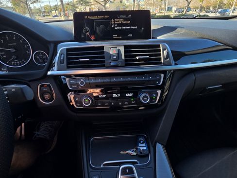 Used 2017 BMW 340i Sedan image 24