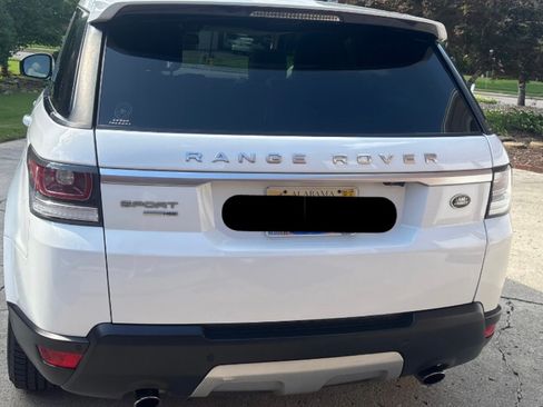 Used 2016 Land Rover Range Rover Sport HSE AWD/4WD image 2