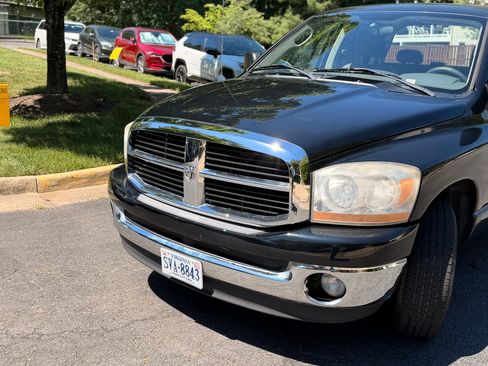 Used 2006 Dodge Ram 1500 Truck SLT RWD image 8