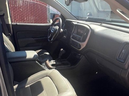Used 2021 GMC Canyon Denali RWD image 26