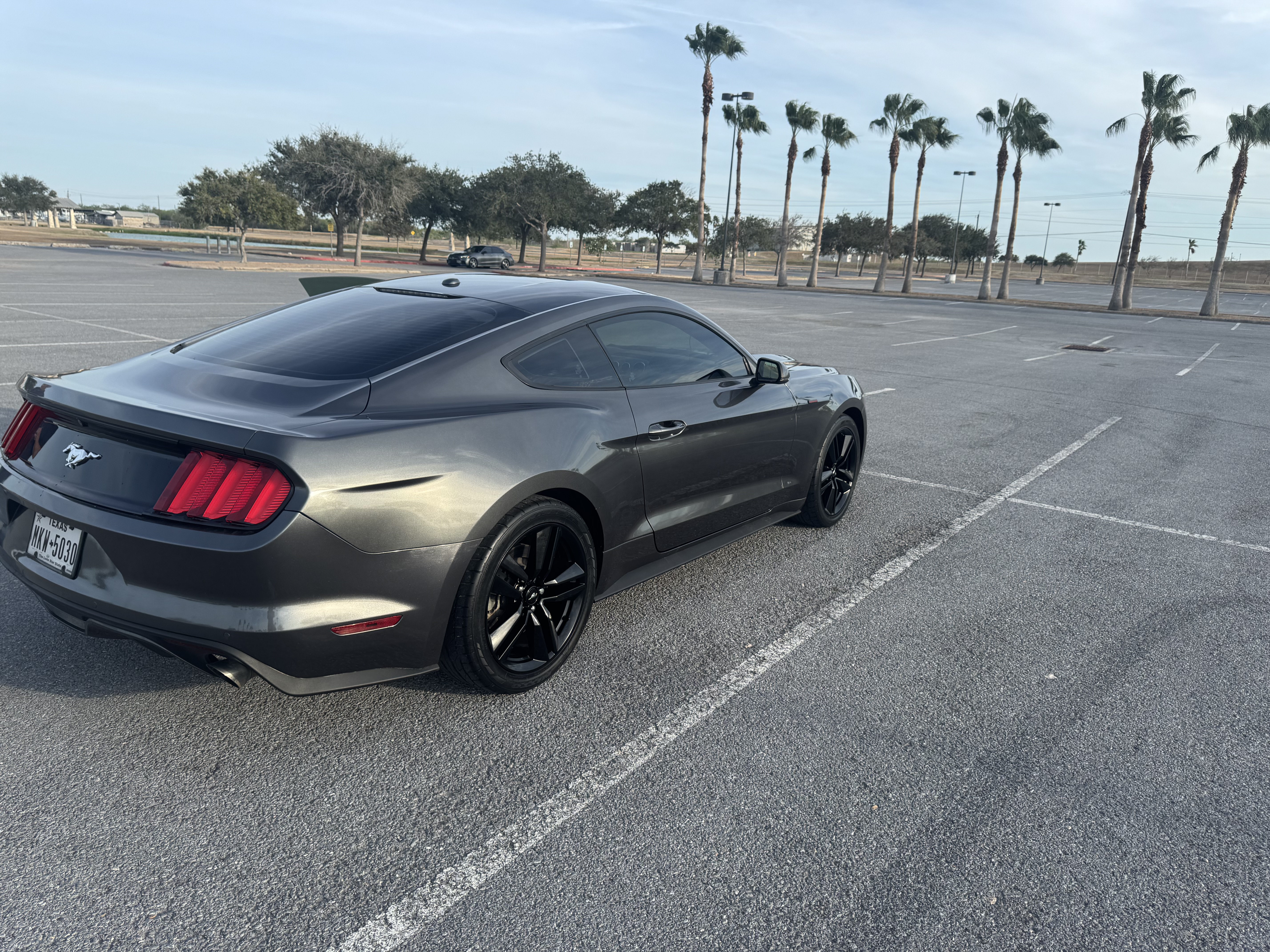 Used 2016 Ford Mustang Premium w/ Ecoboost Performance Package RWD image 19