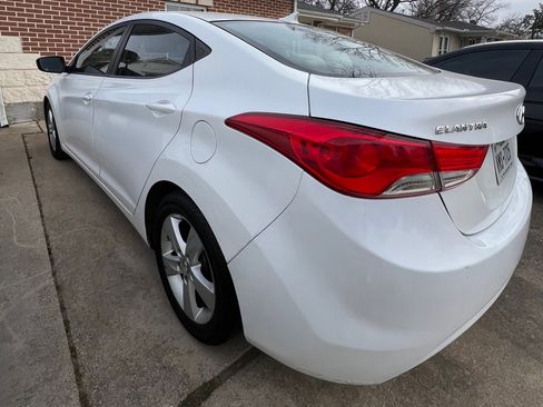 Used 2013 Hyundai Elantra GLS w/ Preferred Pkg image 6