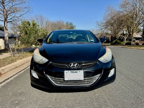 Used 2013 Hyundai Elantra Limited image 12