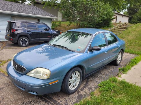 Used 2005 Mercury Sable GS FWD image 4
