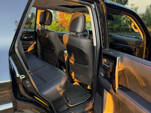 Used 2021 Toyota 4Runner Venture w/ Moonroof Package AWD/4WD image 27