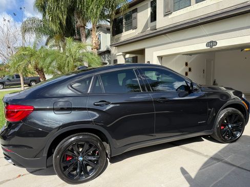 Used 2019 BMW X6 xDrive35i w/ Premium Package image 2