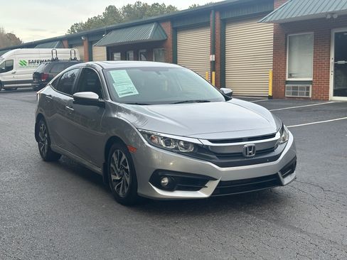 Used 2017 Honda Civic EX image 11
