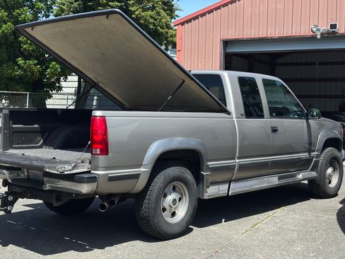 Used 1998 Chevrolet Silverado 2500 4x4 Extended Cab w/ Preferred Equipment Group 2 image 1
