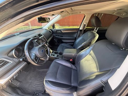 Used 2018 Subaru Legacy 3.6R Limited image 11