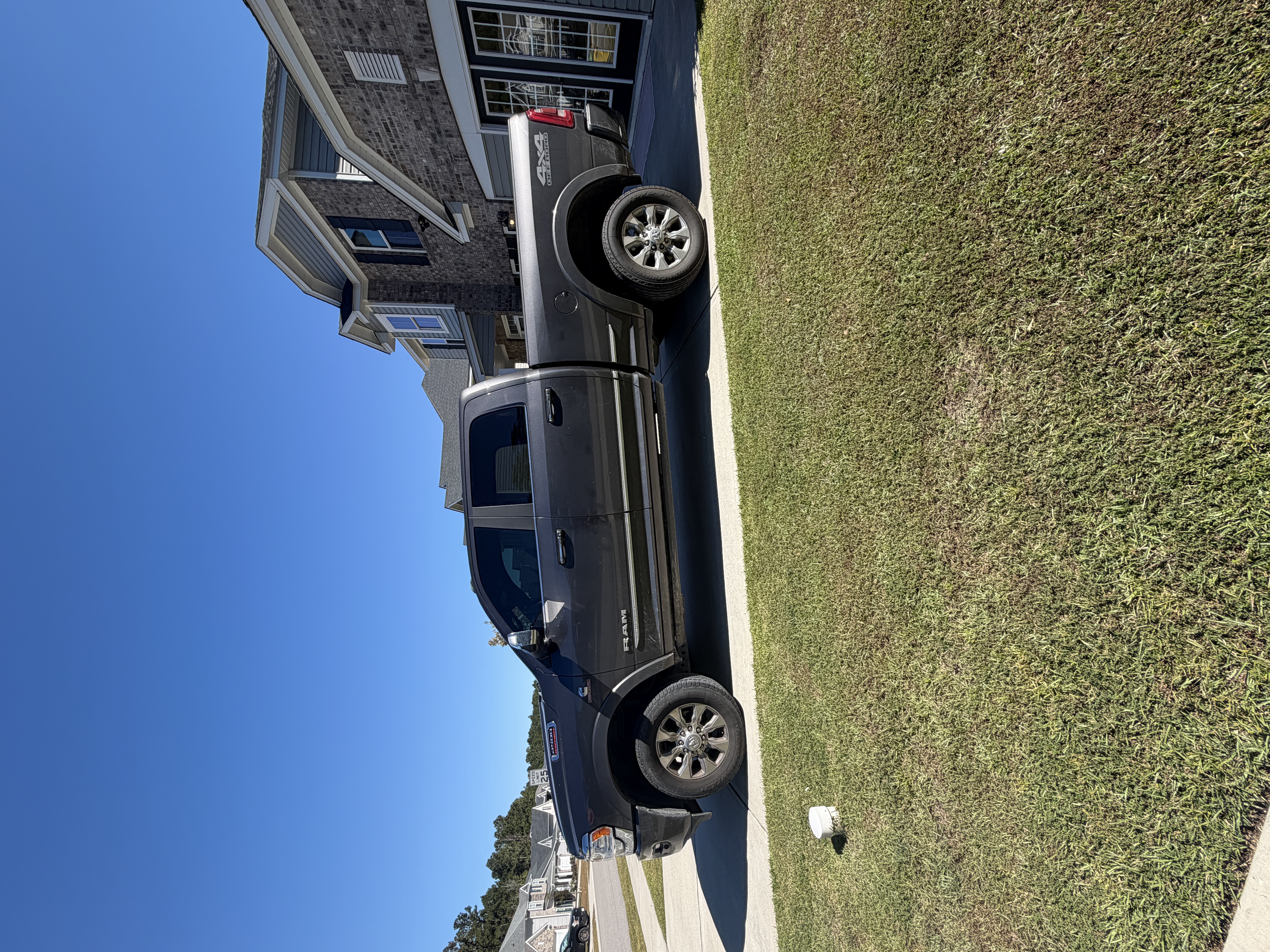 Used 2022 RAM 2500 Limited AWD/4WD image 10