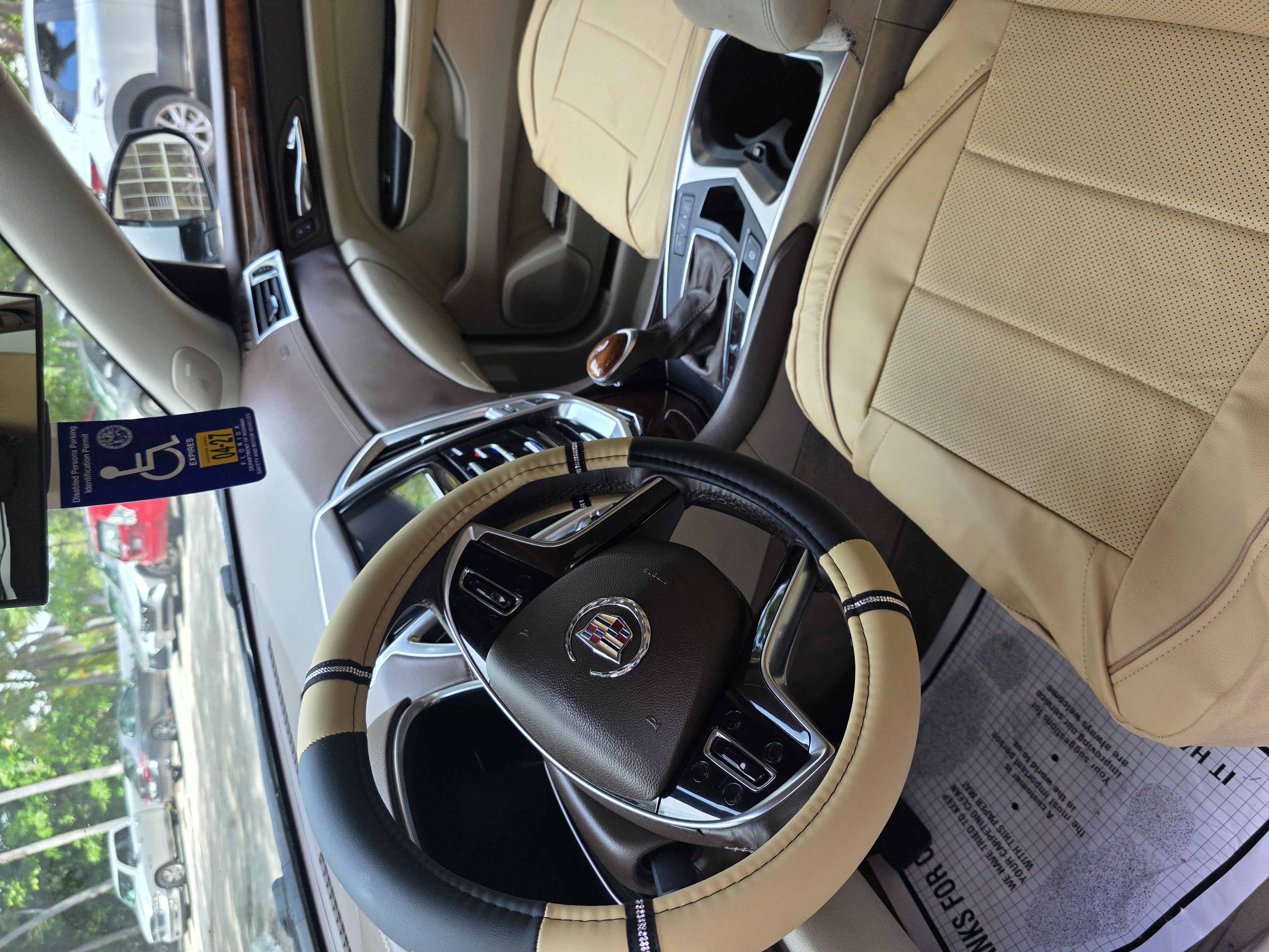 Used 2014 Cadillac SRX Luxury w/ Driver Awareness Package AWD/4WD image 5