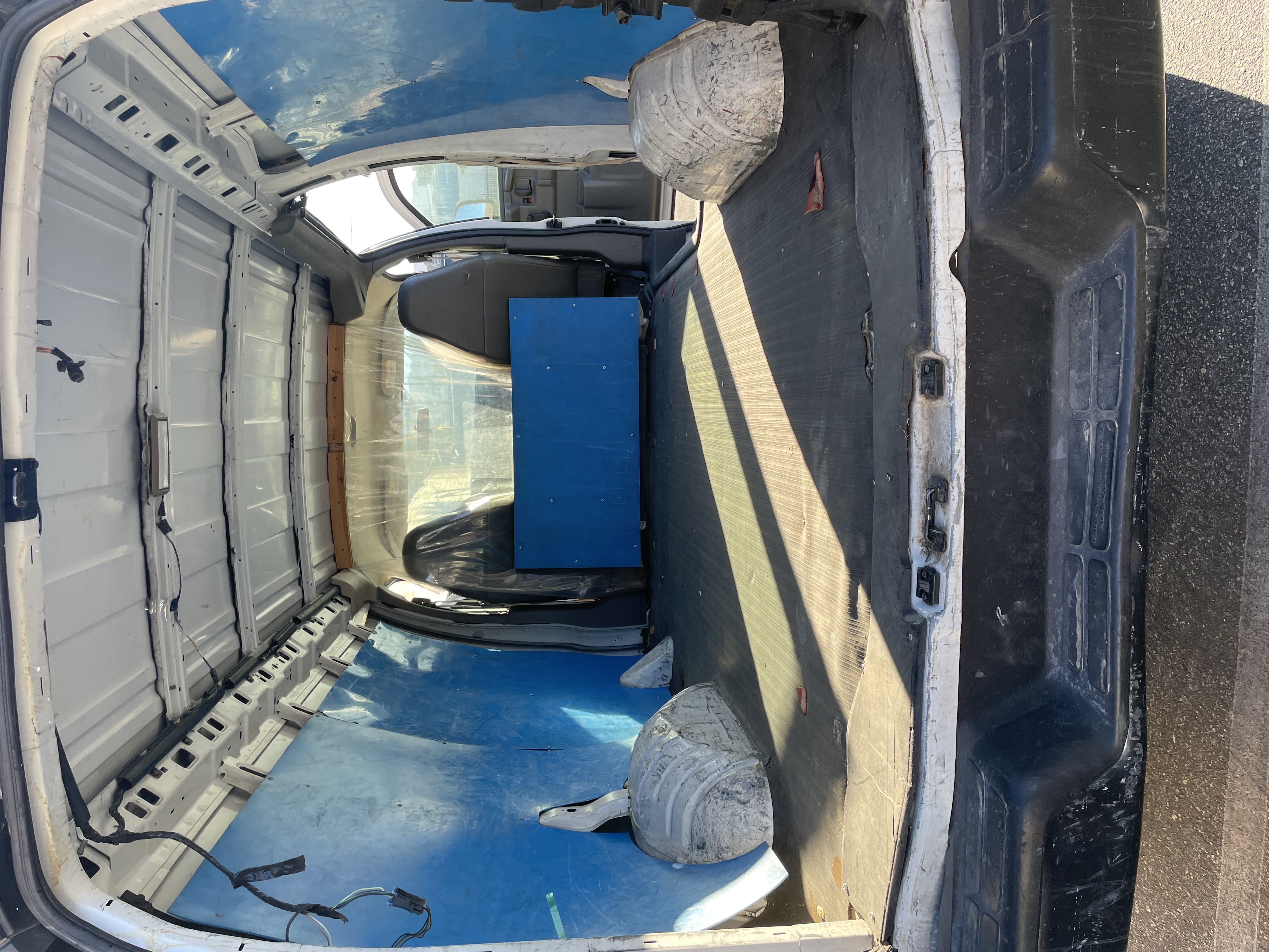 Used 2003 Chevrolet Express 2500 RWD image 10
