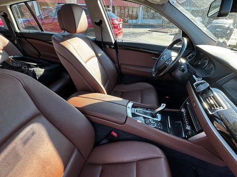 Used 2012 BMW 535i xDrive image 6