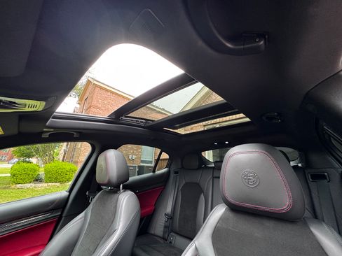 Used 2018 Alfa Romeo Stelvio Quadrifoglio w/ Driver Assist Dynamic Package image 14