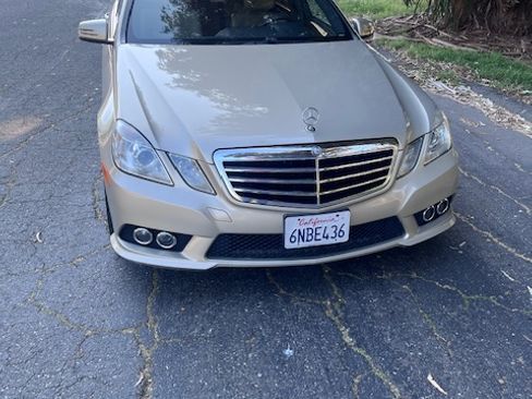 Used 2010 Mercedes-Benz E 350 E 350 Sedan 4D image 1