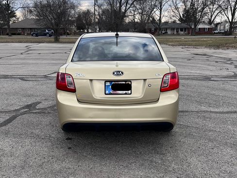Used 2011 Kia Rio LX w/ Value Pkg image 6