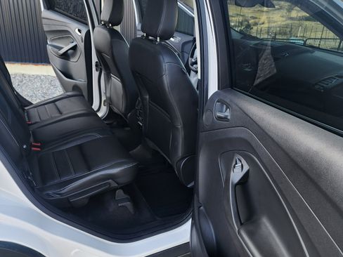 Used 2018 Ford Escape Titanium image 23