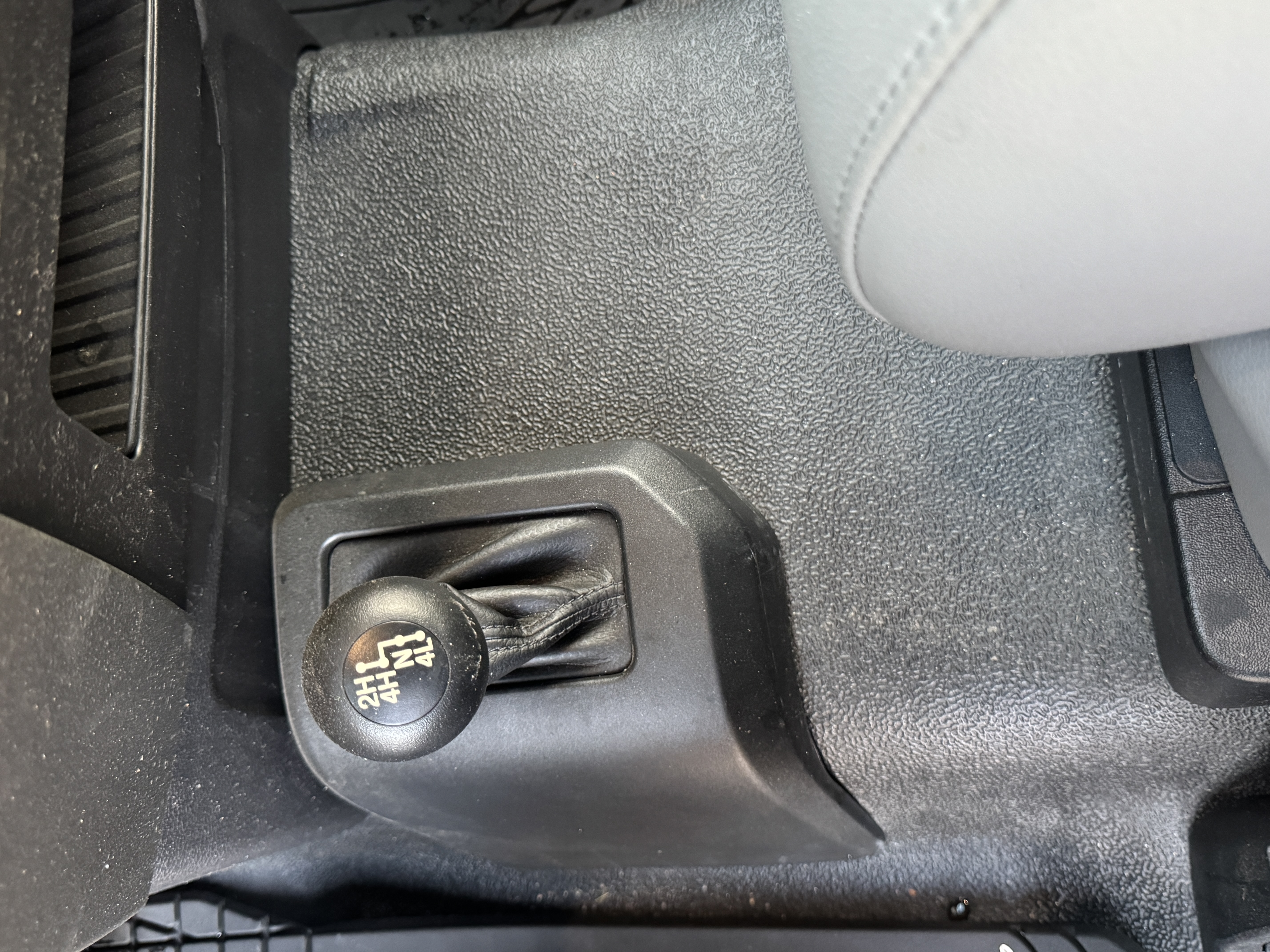 Used 2019 Ford F550 4x4 Regular Cab Super Duty image 14